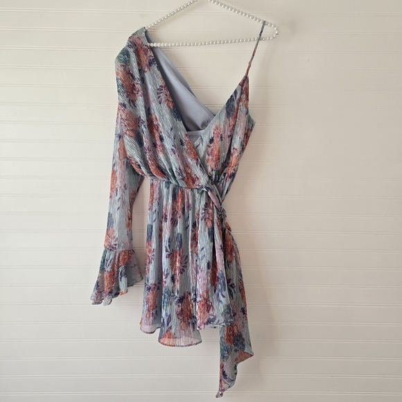 NWT NBD Revolve Iselin Mini Dress in Romantic Floral Blue XS - Picture 3 of 7